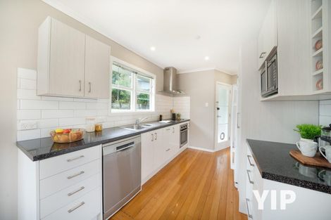 Photo of property in 54 Batchelor Street, Newlands, Wellington, 6037
