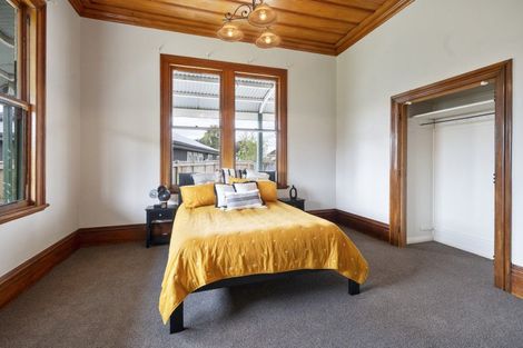 Photo of property in 66 Bridge Street, Bulls, 4818