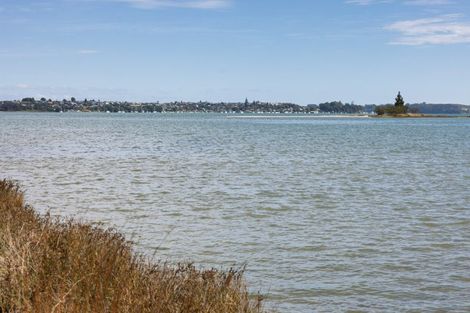 Photo of property in 10 Lindoch Avenue, Te Puna, Tauranga, 3174