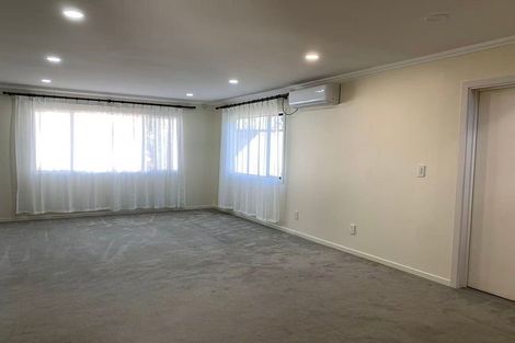 Photo of property in 3 Coventry Way, Long Bay, Auckland, 0630