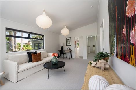 Photo of property in 13 Harbour View Road, Point Wells, Warkworth, 0986