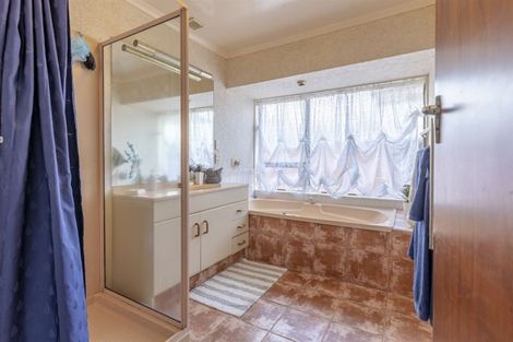 Photo of property in 95 John F Kennedy Drive, Milson, Palmerston North, 4414