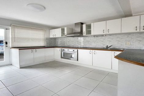 Photo of property in 2/13 Armadale Road, Remuera, Auckland, 1050