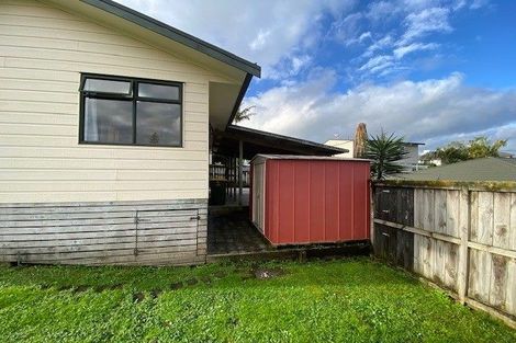 Photo of property in 4/4a Marine Parade, Mount Maunganui, 3116