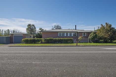Photo of property in 1 Lowry Street, Waiau, 7332