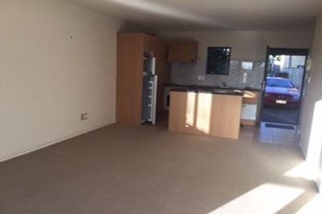 Photo of property in 5p Dryden Place, Mount Wellington, Auckland, 1051