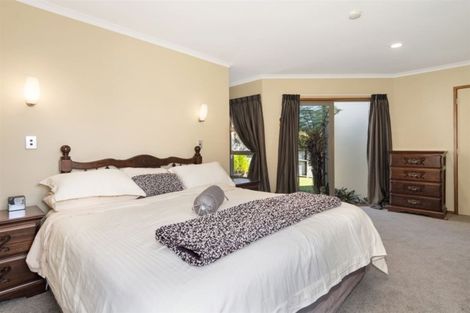 Photo of property in 32 Beaumaris Boulevard, Bethlehem, Tauranga, 3110