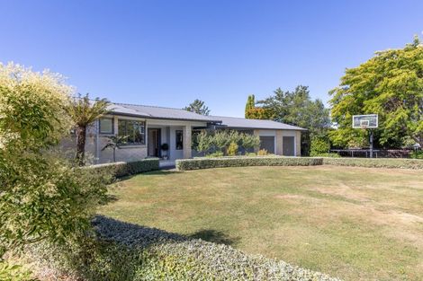 Photo of property in 20 Smith Street, Dannevirke, 4930