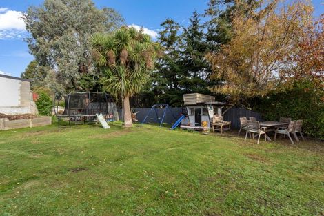 Photo of property in 12 Waldron Crescent, Green Island, Dunedin, 9018