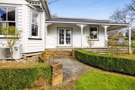 Photo of property in 295 Skinner Road, Bird Road, Stratford, 4393