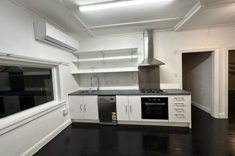 Photo of property in 56 Raroa Road, Kelburn, Wellington, 6012