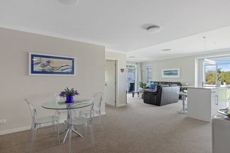 Photo of property in 76 Landmark Terrace, Orewa, 0931
