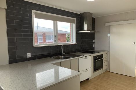 Photo of property in 12 Bartholomew Road, Levin, 5510