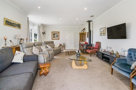 Photo of property in 302 Timaru Road, Waimate, 7978