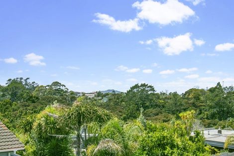 Photo of property in 2 Titiwai Place, Birkenhead, Auckland, 0626