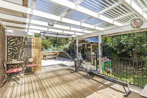 Photo of property in 10 Sunburst Lane, Torbay, Auckland, 0630