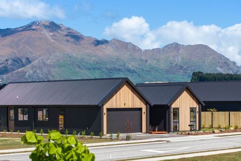 Photo of property in 14 Moonstone Street, Albert Town, Wanaka, 9305