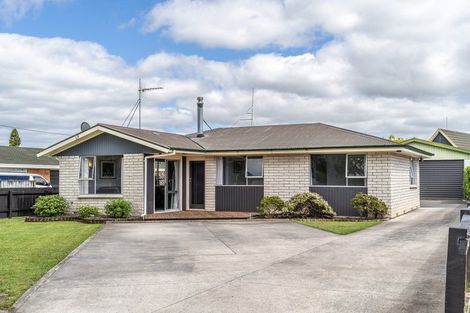 Photo of property in 32 Livingstone Avenue, Nawton, Hamilton, 3200