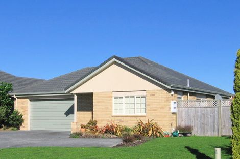 Photo of property in 27 Espalier Drive, Henderson, Auckland, 0612