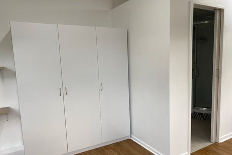 Photo of property in 58 Gladstone Road, Northcote, Auckland, 0627