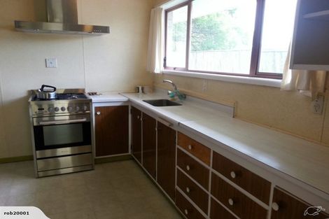 Photo of property in 2/28 Oakland Avenue, Papatoetoe, Auckland, 2025