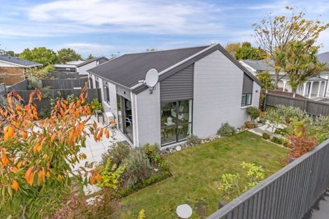 Photo of property in 1/430 Barbadoes Street, Edgeware, Christchurch, 8013