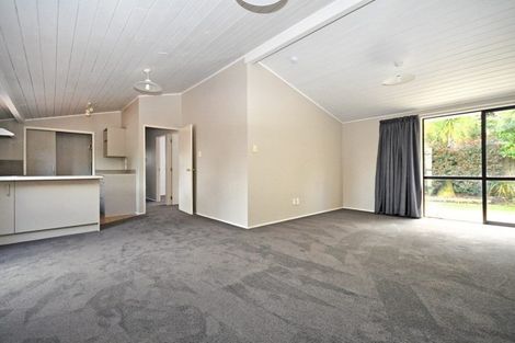 Photo of property in 23b Boundary Road, Blockhouse Bay, Auckland, 0600