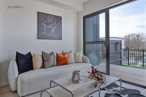 Photo of property in 11/13 Grove Lane, Pakuranga, Auckland, 2010