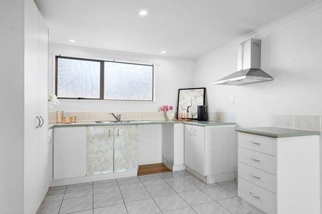 Photo of property in 7/10 Ridge Road, Howick, Auckland, 2014