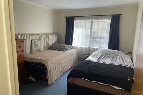 Photo of property in 2/4 Calluna Crescent, Totara Heights, Auckland, 2105
