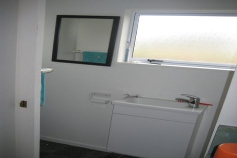 Photo of property in 2/166 Main Road, Redcliffs, Christchurch, 8081