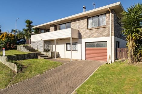 Photo of property in 70 James Cook Drive, Welcome Bay, Tauranga, 3112