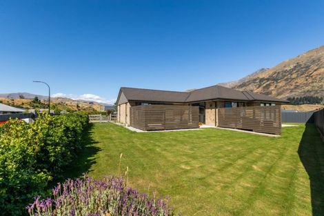 Photo of property in 4 Banbury Terrace, Lower Shotover, Queenstown, 9304