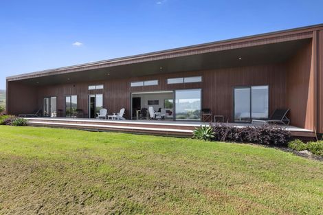 Photo of property in 812 Ruapuke Road, Raglan, 3296