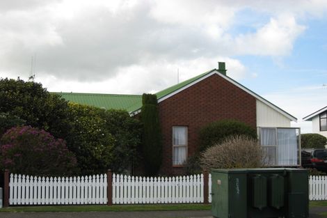 Photo of property in 32 Karamu Street, Tawhero, Whanganui, 4501