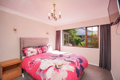 Photo of property in 92 Newcastle Street, Windsor, Invercargill, 9810