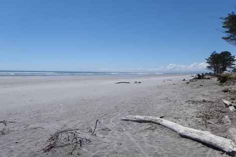 Photo of property in 4 Martin Place, Carters Beach, Westport, 7825