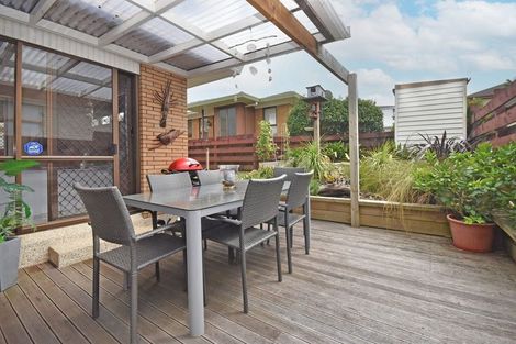 Photo of property in 30a Gills Avenue, Papakura, 2110