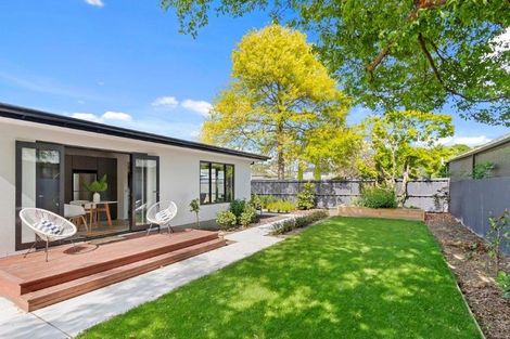 Photo of property in 4/129 Aikmans Road, Merivale, Christchurch, 8014