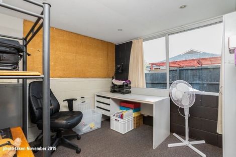 Photo of property in 25 Ambleside Drive, Burnside, Christchurch, 8053