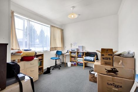 Photo of property in 2 Denmark Terrace, Midhirst, Stratford, 4394