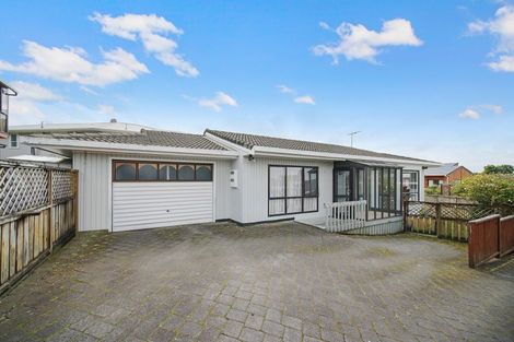 Photo of property in 2/163 Hobsonville Road, West Harbour, Auckland, 0618