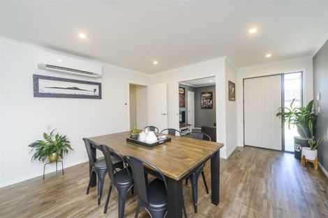 Photo of property in 22 Monarch Drive, Ashhurst, 4810