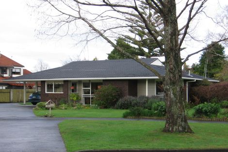 Photo of property in 21 Redwood Grove, Hokowhitu, Palmerston North, 4410