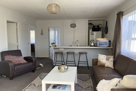 Photo of property in 28a Moulton Street, Moturoa, New Plymouth, 4310