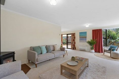 Photo of property in 126 Royal Park Drive, Parklands, Christchurch, 8083