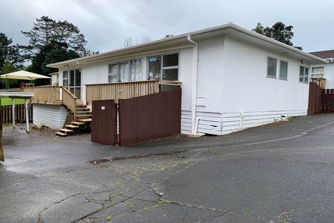 Photo of property in 2/25 Edgware Road, West Harbour, Auckland, 0618