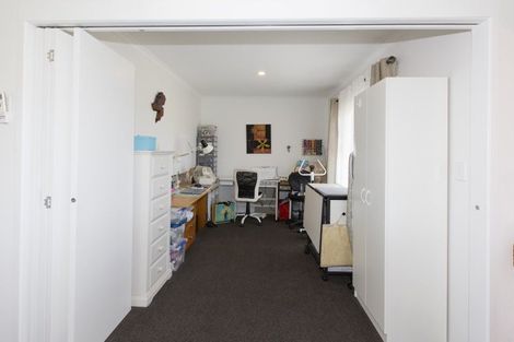 Photo of property in 3 Tua Tua Place, Baylys Beach, Dargaville, 0377