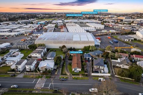 Photo of property in 3/29 Garelja Road, Henderson, Auckland, 0612