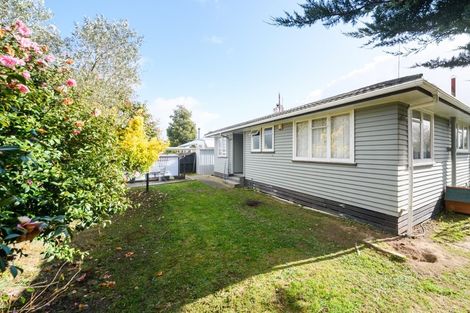 Photo of property in 2 Salford Place, Awapuni, Palmerston North, 4412